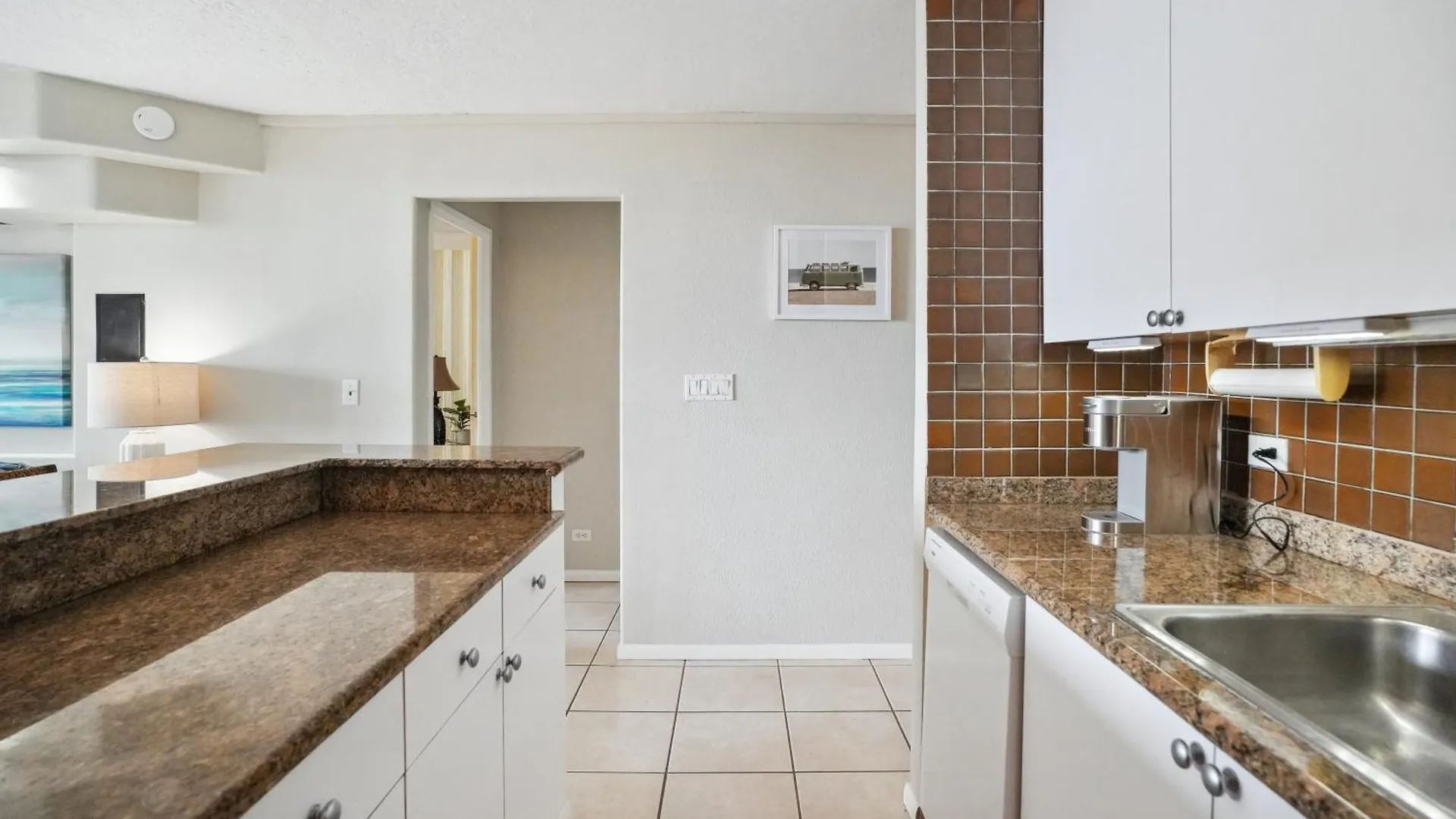 Island Breeze Condo Wailuku