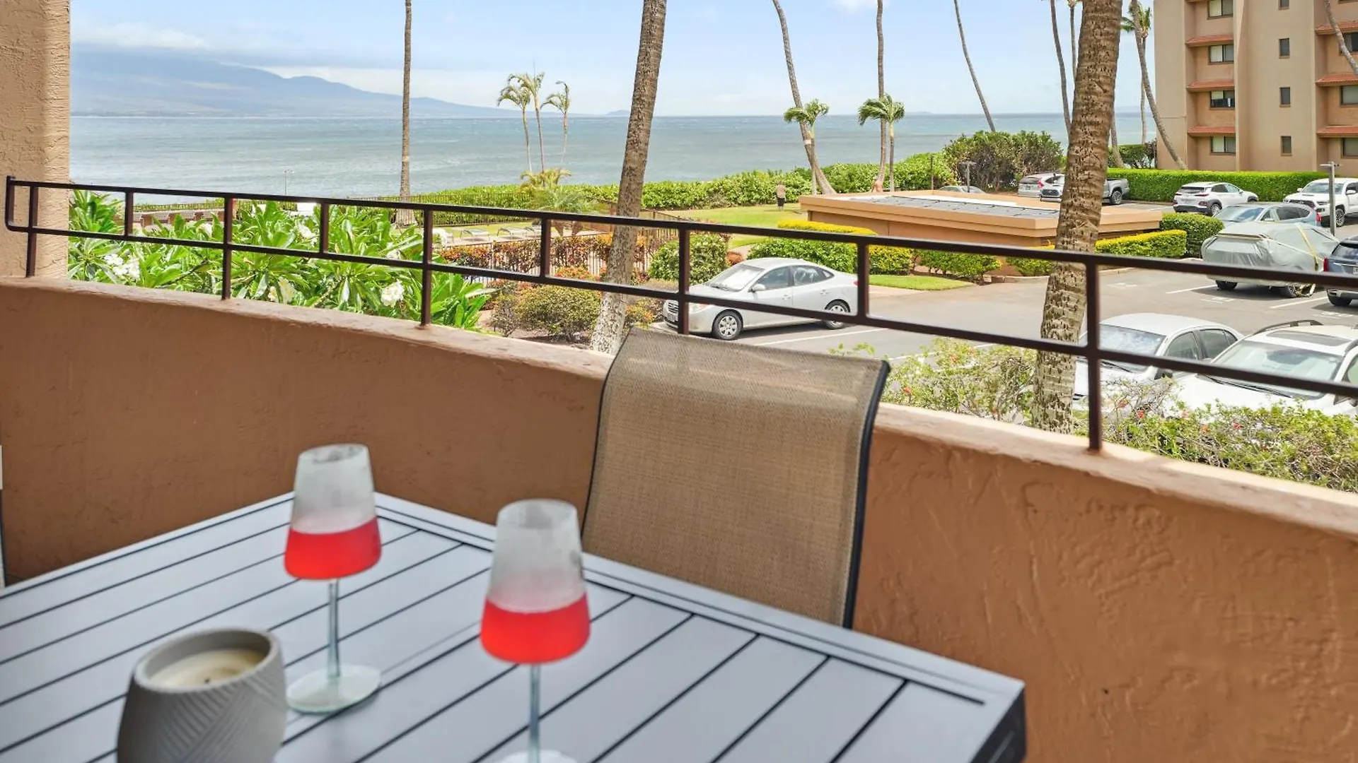 Island Breeze Condo location